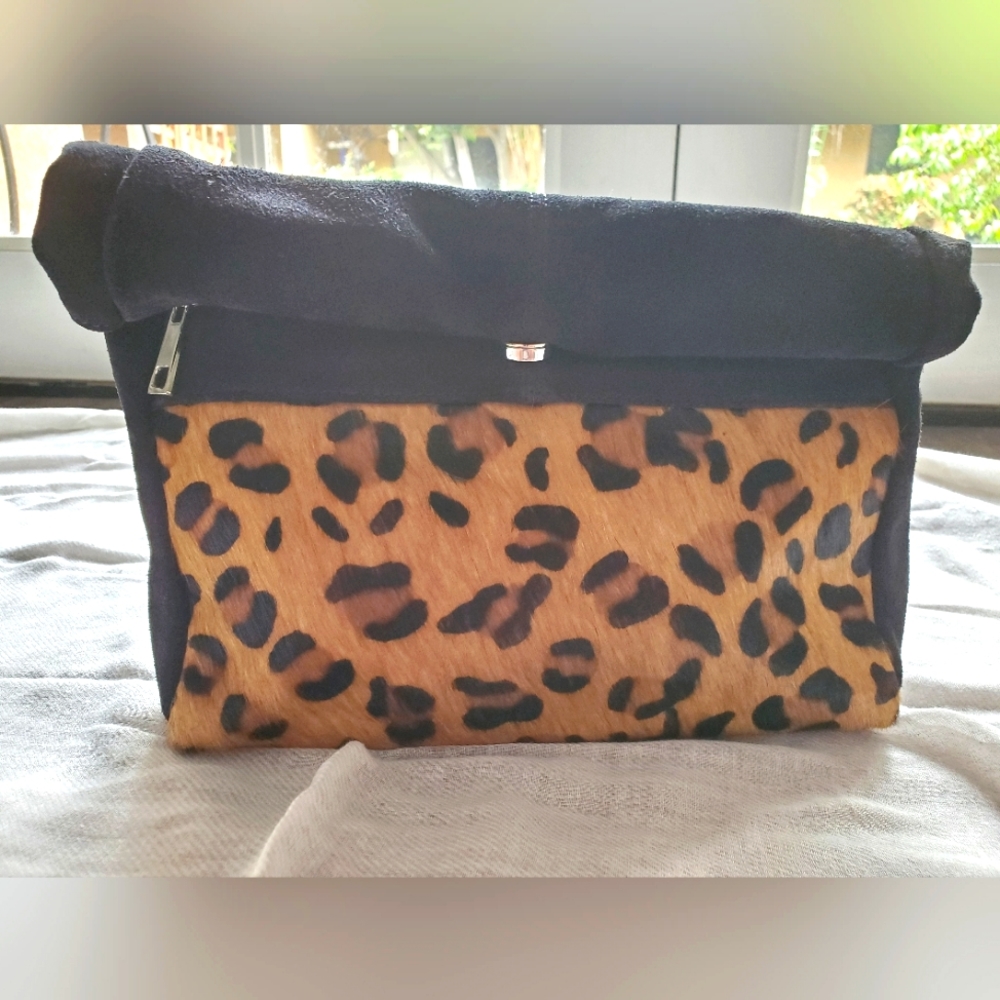 Topshop- Genuine Leather & Suede Clutch Bag